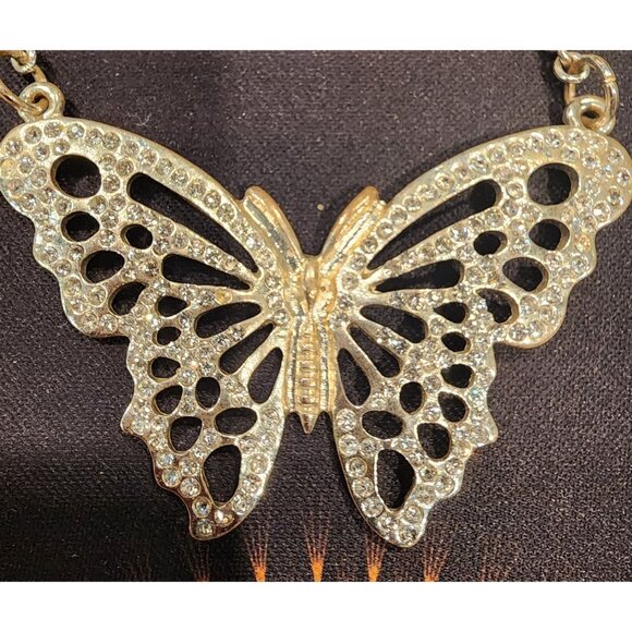 Butterfly Pendant Necklace With Rhinestones. Chain Lobster Clasp Closure. - Picture 1 of 4